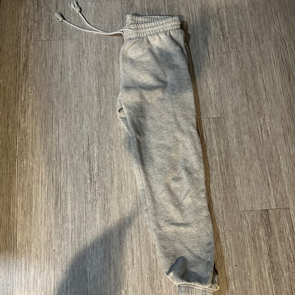 Aritzia cozy fleece sweatpants
